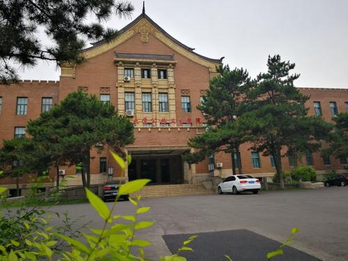 吉林大學公共衛生學院